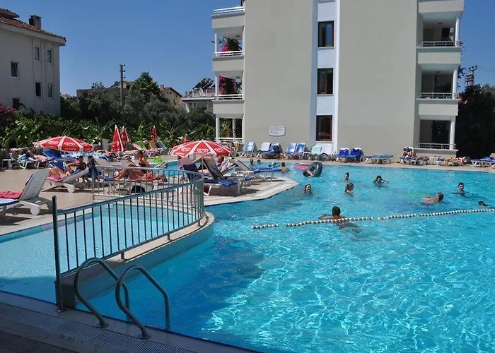 מלון דירות Candan מרמריס