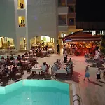 מלון דירות Candan מרמריס