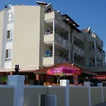 Candan Apart Otel Marmaris