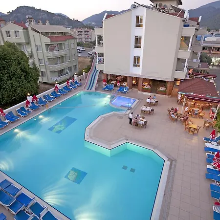 Candan Hotel apartamentowy