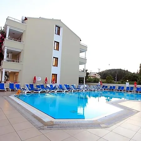 Candan Hotel apartamentowy