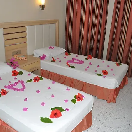 Hotel apartamentowy Candan