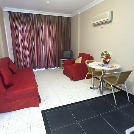 Aparthotel Candan 4*